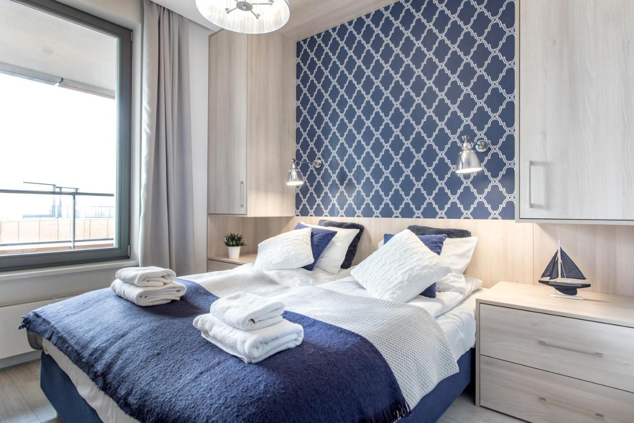 Lion Apartments - Naviflat Brabank Premium Apartment With Parking Гданск Екстериор снимка