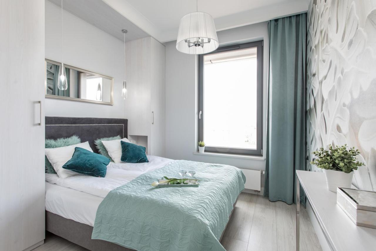 Lion Apartments - Naviflat Brabank Premium Apartment With Parking Гданск Екстериор снимка